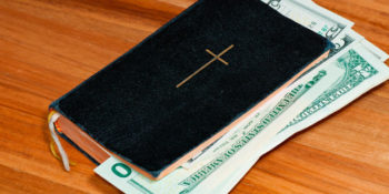 Onde na Bíblia fala sobre dinheiro
