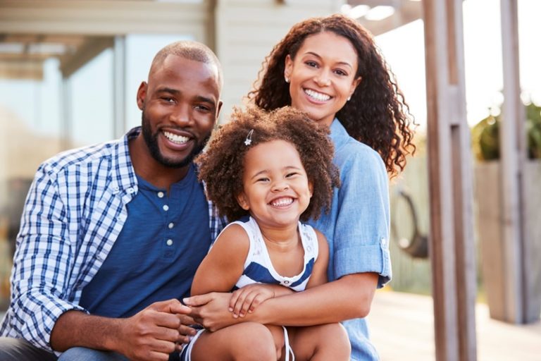 Família é a Graça de Deus! Saiba o que a bíblia diz sobre as brigas e como evitar