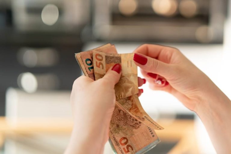 Oração para vida financeira melhorar