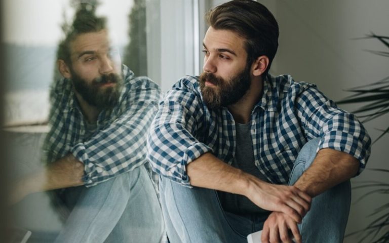 Como Deus se revela em momentos de dificuldades?