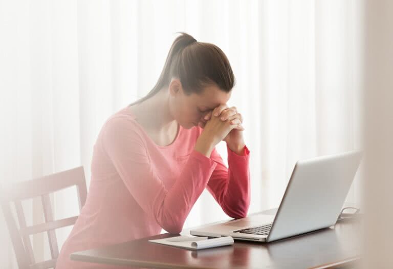 3 orações poderosas para conseguir o emprego almejado