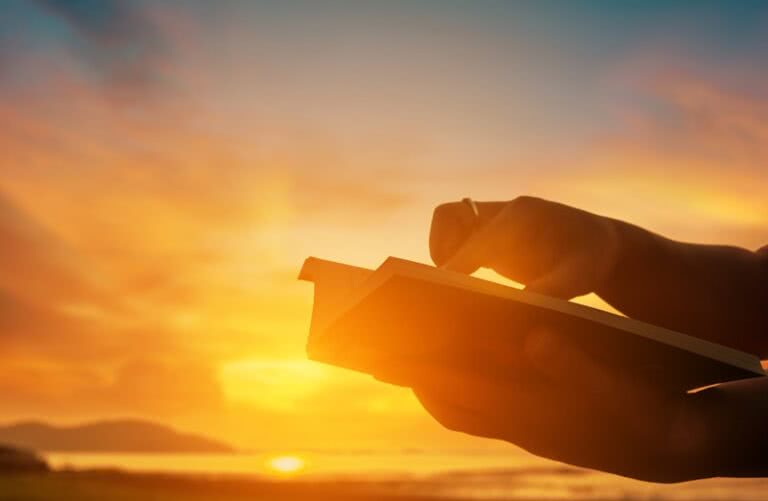 10 versículos que falam sobre a verdade de Deus na Bíblia