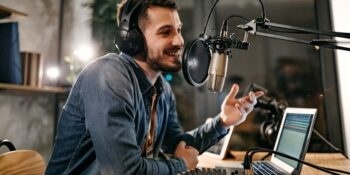 7 podcasts cristãos que você precisa conhecer