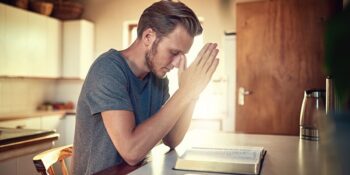 Oração poderosa para superar a crise financeira