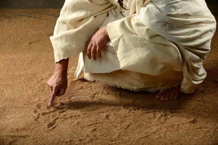  João 14:6 – Disse-lhe Jesus: Eu sou o caminho, e a verdade e a vida; ninguém vem ao Pai, senão por mim